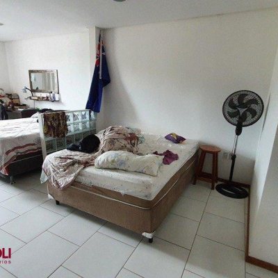 Casa Residencial/Comercial com 314m², 3 garagens, no bairro Saco Dos Limões em Florianópolis