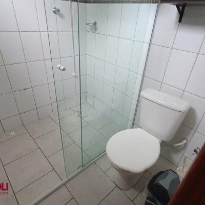 Casa Residencial/Comercial com 314m², 3 garagens, no bairro Saco Dos Limões em Florianópolis