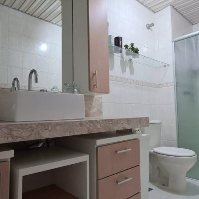 Apartamentos com 92m², 2 quartos, 1 garagem, no bairro Centro em Florianópolis