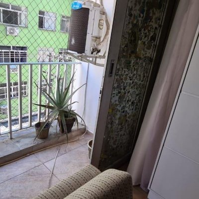 Apartamentos com 92m², 2 quartos, 1 garagem, no bairro Centro em Florianópolis
