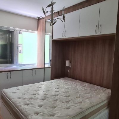 Apartamentos com 92m², 2 quartos, 1 garagem, no bairro Centro em Florianópolis