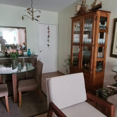 Apartamentos com 92m², 2 quartos, 1 garagem, no bairro Centro em Florianópolis