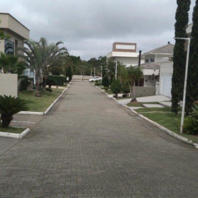 Casa em Condomínio com 203m², 3 quartos, 1 suíte, 2 garagens, no bairro Vargem Pequena em Florianópolis