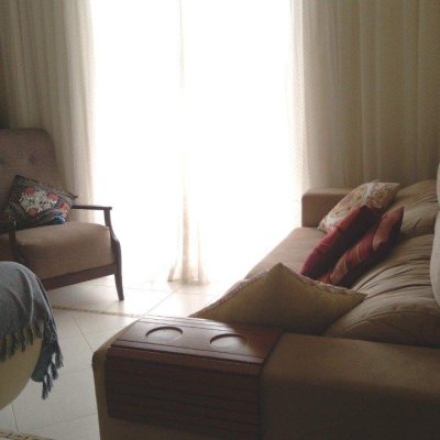 Casa em Condomínio com 203m², 3 quartos, 1 suíte, 2 garagens, no bairro Vargem Pequena em Florianópolis
