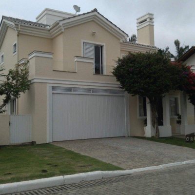 Casa em Condomínio com 203m², 3 quartos, 1 suíte, 2 garagens, no bairro Vargem Pequena em Florianópolis