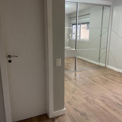 Apartamentos com 149m², 4 quartos, 1 suíte, 2 garagens, no bairro Campinas em São José