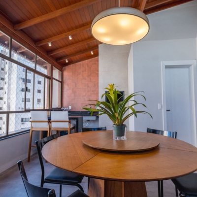 Cobertura com 221m², 3 quartos, 1 suíte, 1 garagem, no bairro Centro em Florianópolis