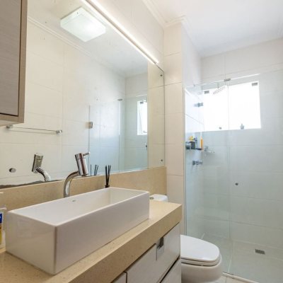 Cobertura com 221m², 3 quartos, 1 suíte, 1 garagem, no bairro Centro em Florianópolis