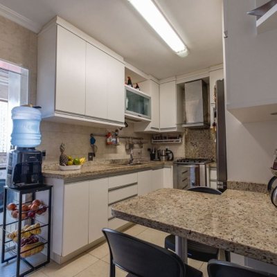 Cobertura com 221m², 3 quartos, 1 suíte, 1 garagem, no bairro Centro em Florianópolis