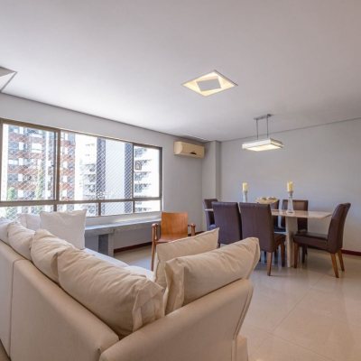 Cobertura com 221m², 3 quartos, 1 suíte, 1 garagem, no bairro Centro em Florianópolis