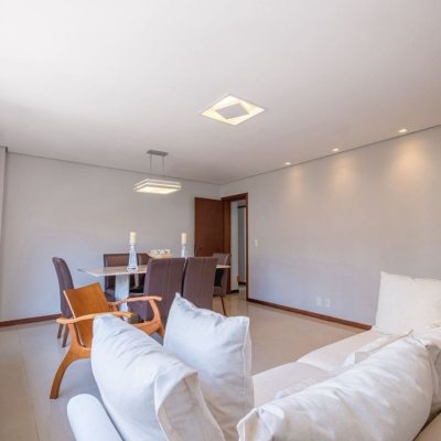 Cobertura com 221m², 3 quartos, 1 suíte, 1 garagem, no bairro Centro em Florianópolis