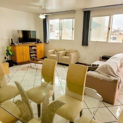 Cobertura com 226m², 4 quartos, 2 suítes, 2 garagens, no bairro Ingleses em Florianópolis