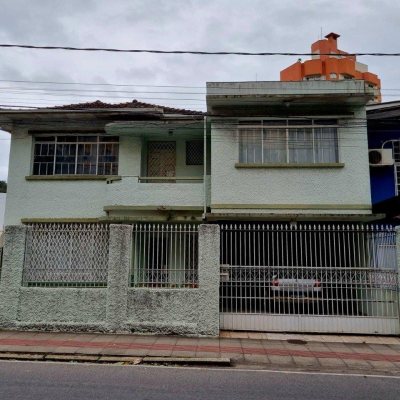 Casa Residencial/Comercial com 126m², no bairro Centro em Florianópolis