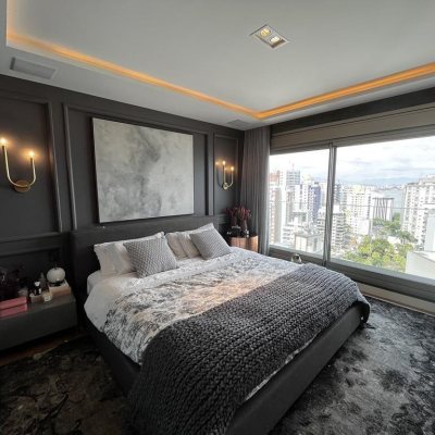 Apartamentos com 131m², 3 quartos, 3 suítes, 3 garagens, no bairro Agronômica em Florianópolis