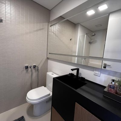 Apartamentos com 131m², 3 quartos, 3 suítes, 3 garagens, no bairro Agronômica em Florianópolis