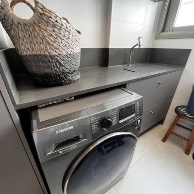 Apartamentos com 131m², 3 quartos, 3 suítes, 3 garagens, no bairro Agronômica em Florianópolis