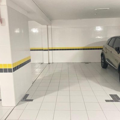 Apartamentos com 131m², 3 quartos, 3 suítes, 3 garagens, no bairro Agronômica em Florianópolis