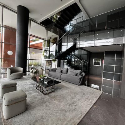 Apartamentos com 131m², 3 quartos, 3 suítes, 3 garagens, no bairro Agronômica em Florianópolis