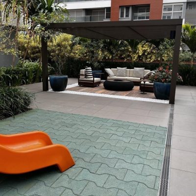 Apartamentos com 131m², 3 quartos, 3 suítes, 3 garagens, no bairro Agronômica em Florianópolis