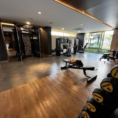 Apartamentos com 131m², 3 quartos, 3 suítes, 3 garagens, no bairro Agronômica em Florianópolis