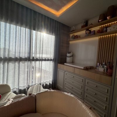 Apartamentos com 131m², 3 quartos, 3 suítes, 3 garagens, no bairro Agronômica em Florianópolis