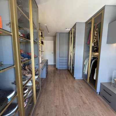 Apartamentos com 131m², 3 quartos, 3 suítes, 3 garagens, no bairro Agronômica em Florianópolis