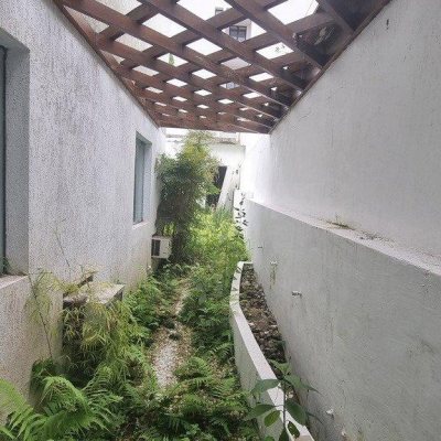 Casa Residencial/Comercial com 250m², 2 garagens, no bairro Centro em Florianópolis