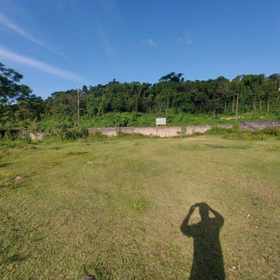 Terreno Comercial com 3804m², no bairro Distrito Industrial em São José