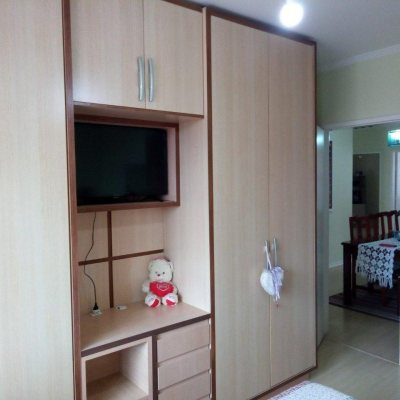 Casa Residencial com 263m², 6 quartos, 1 suíte, 2 garagens, no bairro Estreito em Florianópolis