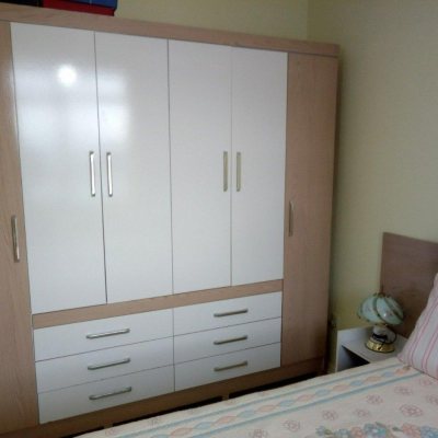 Casa Residencial com 263m², 6 quartos, 1 suíte, 2 garagens, no bairro Estreito em Florianópolis