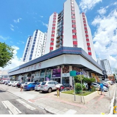 Apartamentos com 98m², 3 quartos, 1 suíte, 1 garagem, no bairro Kobrasol em São José