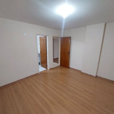 Apartamentos com 98m², 3 quartos, 1 suíte, 1 garagem, no bairro Kobrasol em São José