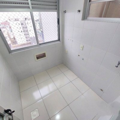Apartamentos com 98m², 3 quartos, 1 suíte, 1 garagem, no bairro Kobrasol em São José