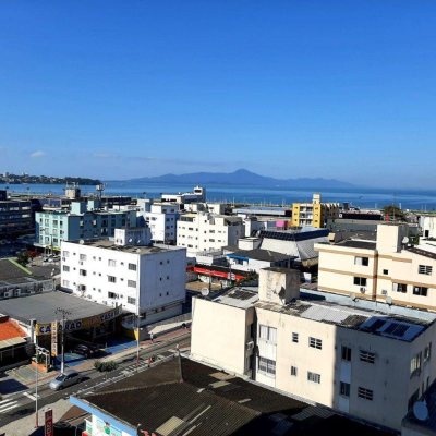 Apartamentos com 98m², 3 quartos, 1 suíte, 1 garagem, no bairro Kobrasol em São José