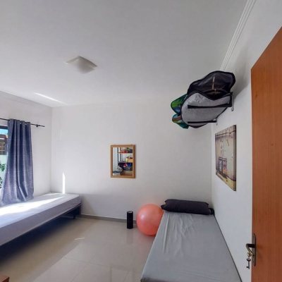 Casa Residencial com 133m², 3 quartos, 2 suítes, 3 garagens, no bairro São João Do Rio Vermelho em Florianópolis