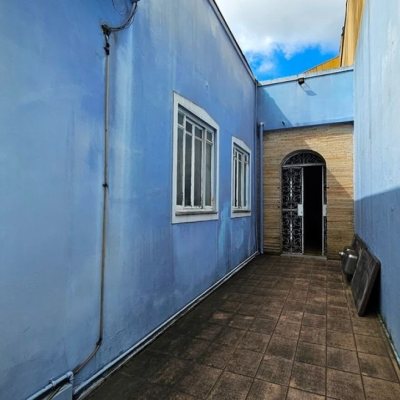 Casa Residencial/Comercial com 190m², 2 garagens, no bairro Centro em Florianópolis