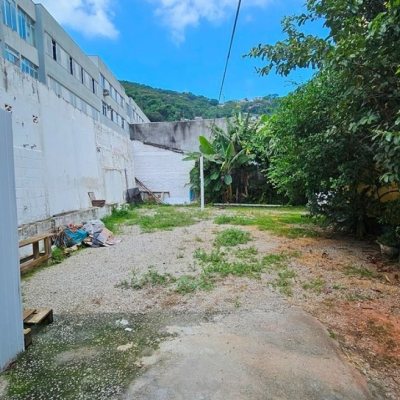 Casa Residencial/Comercial com 190m², 2 garagens, no bairro Centro em Florianópolis