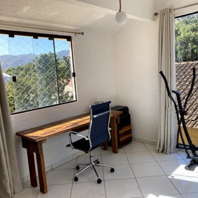 Casa Residencial com 189m², 4 quartos, 3 garagens, no bairro Campeche em Florianópolis