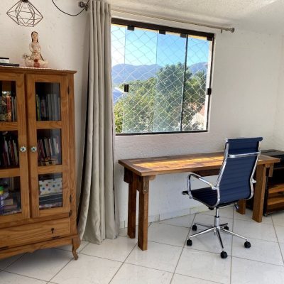 Casa Residencial com 189m², 4 quartos, 3 garagens, no bairro Campeche em Florianópolis