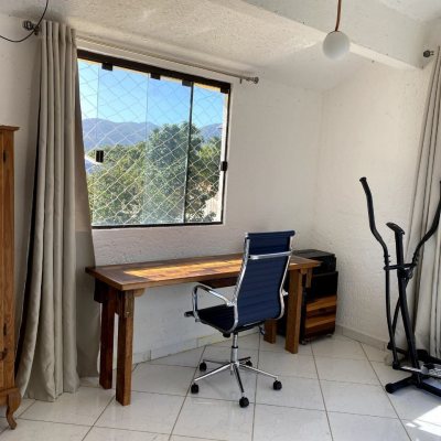 Casa Residencial com 189m², 4 quartos, 3 garagens, no bairro Campeche em Florianópolis