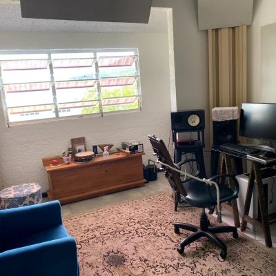 Casa Residencial com 189m², 4 quartos, 3 garagens, no bairro Campeche em Florianópolis