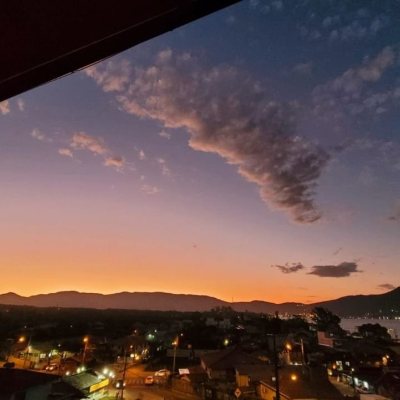 Casa Residencial com 350m², 5 quartos, 3 suítes, 5 garagens, no bairro Lagoa Da Conceição em Florianópolis