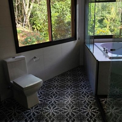 Casa Residencial com 350m², 5 quartos, 3 suítes, 5 garagens, no bairro Lagoa Da Conceição em Florianópolis