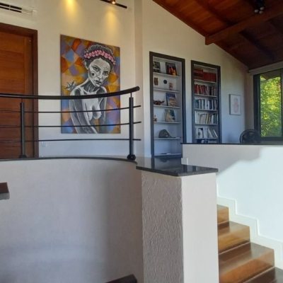 Casa Residencial com 350m², 5 quartos, 3 suítes, 5 garagens, no bairro Lagoa Da Conceição em Florianópolis