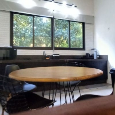 Casa Residencial com 350m², 5 quartos, 3 suítes, 5 garagens, no bairro Lagoa Da Conceição em Florianópolis