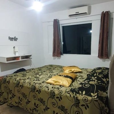 Casa Residencial com 200m², 5 quartos, 1 suíte, 4 garagens, no bairro Ingleses em Florianópolis