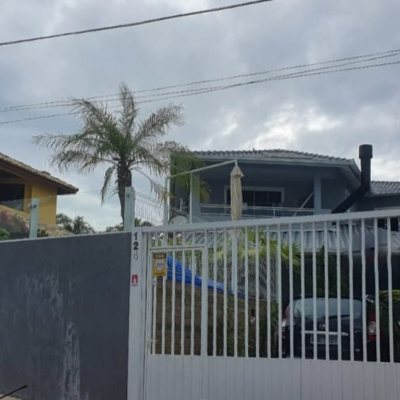 Casa Residencial com 200m², 5 quartos, 1 suíte, 4 garagens, no bairro Ingleses em Florianópolis