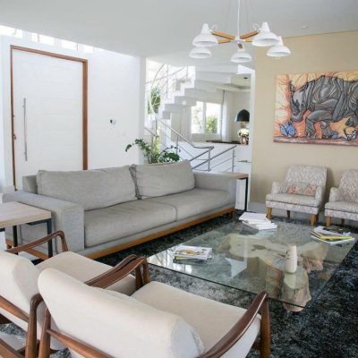 Casa Residencial com 436m², 5 quartos, 4 suítes, 4 garagens, no bairro Jurerê Internacional em Florianópolis