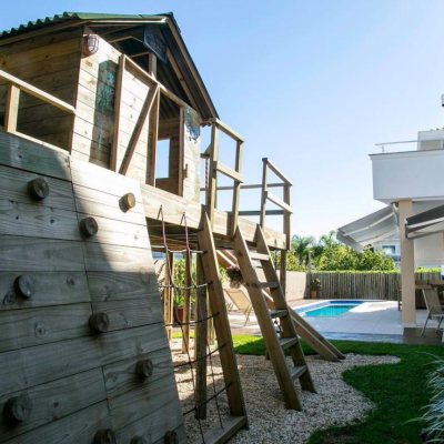 Casa Residencial com 436m², 5 quartos, 4 suítes, 4 garagens, no bairro Jurerê Internacional em Florianópolis