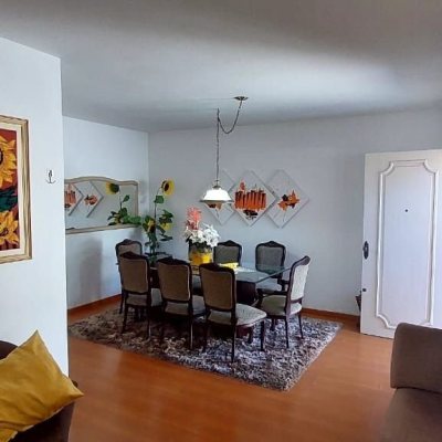 Casa Residencial com 158m², 4 quartos, 2 suítes, 2 garagens, no bairro Canto em Florianópolis